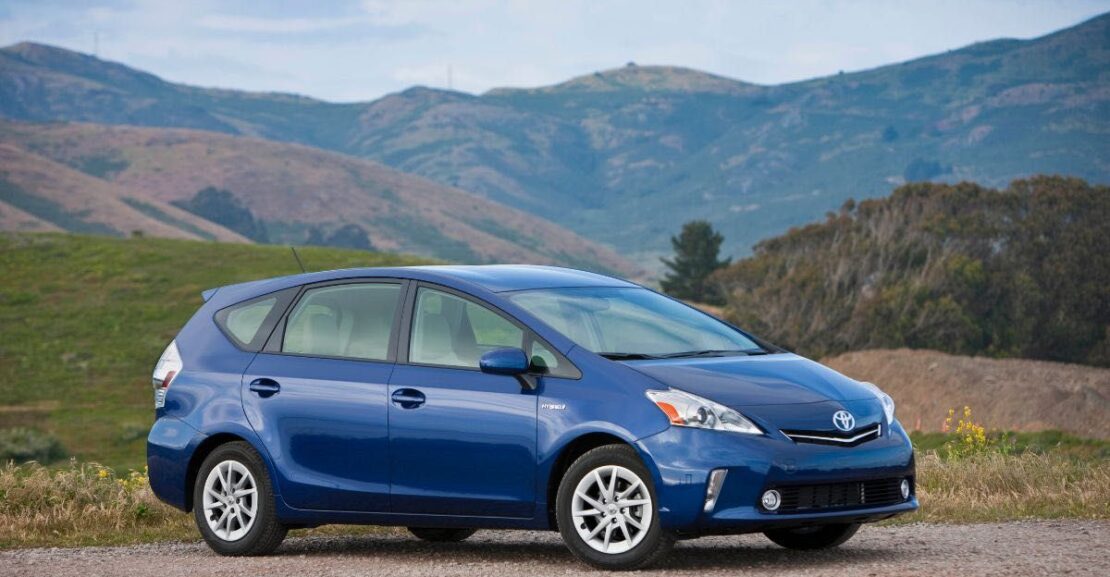 2014 toyota prius v 1773 1