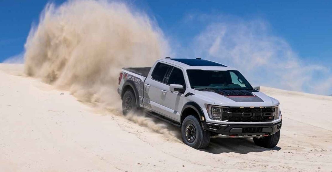 202320f 15020raptor20r exterior 20avalanche20gray 20022028129