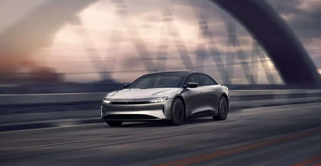 lucid air stealth three quarter