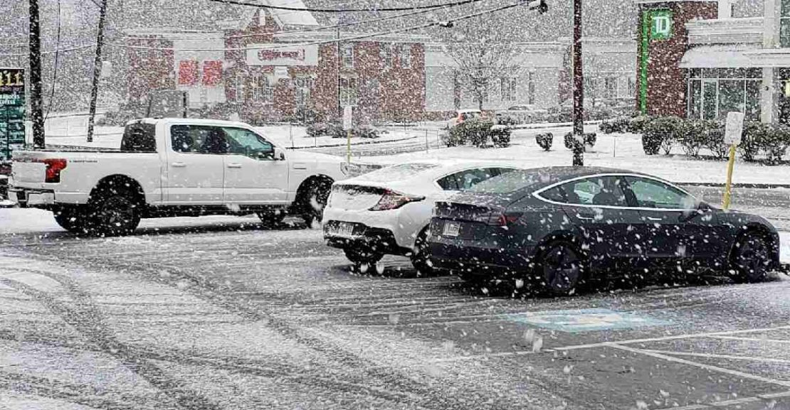 evs in snow starbucks my image for tn